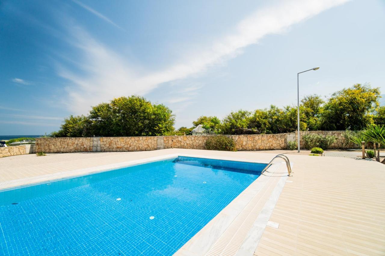 Spacious Three-Bedroom Apartment With Sea View A4 Lapithos (Northern Cyprus) Exterior foto